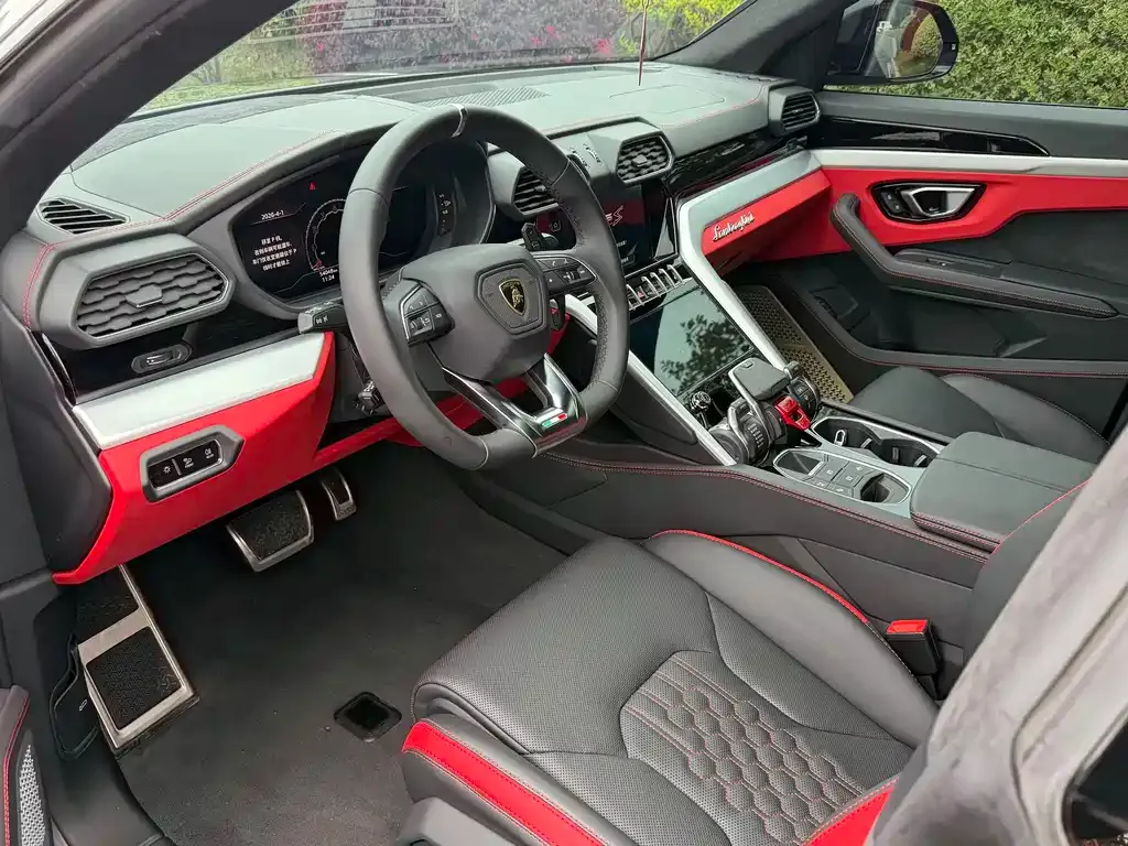 Lamborghini Urus — фото 5