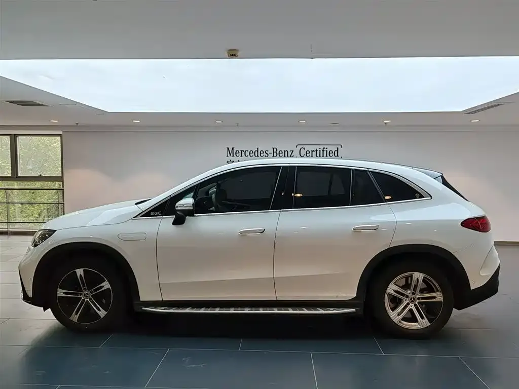 Mercedes-Benz EQE SUV 2023 из CN, фото 6