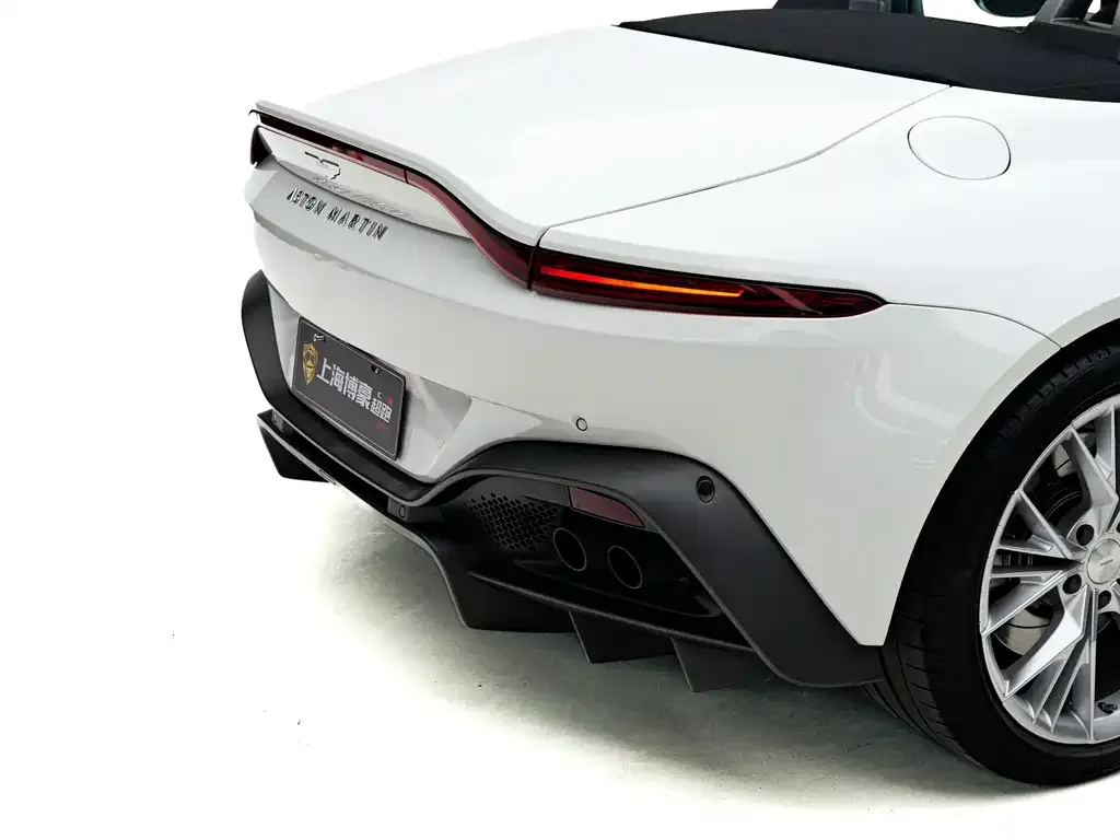 Aston Martin V8 Vantage 2022 из CN, фото 2