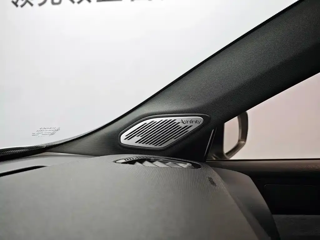Lynk & Co 02 Hatchback 2022 из CN, фото 2