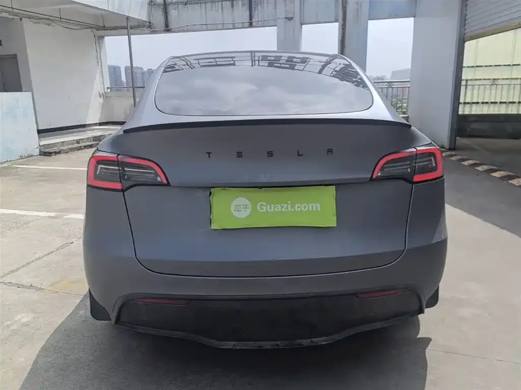 Tesla Model Y — фото 3