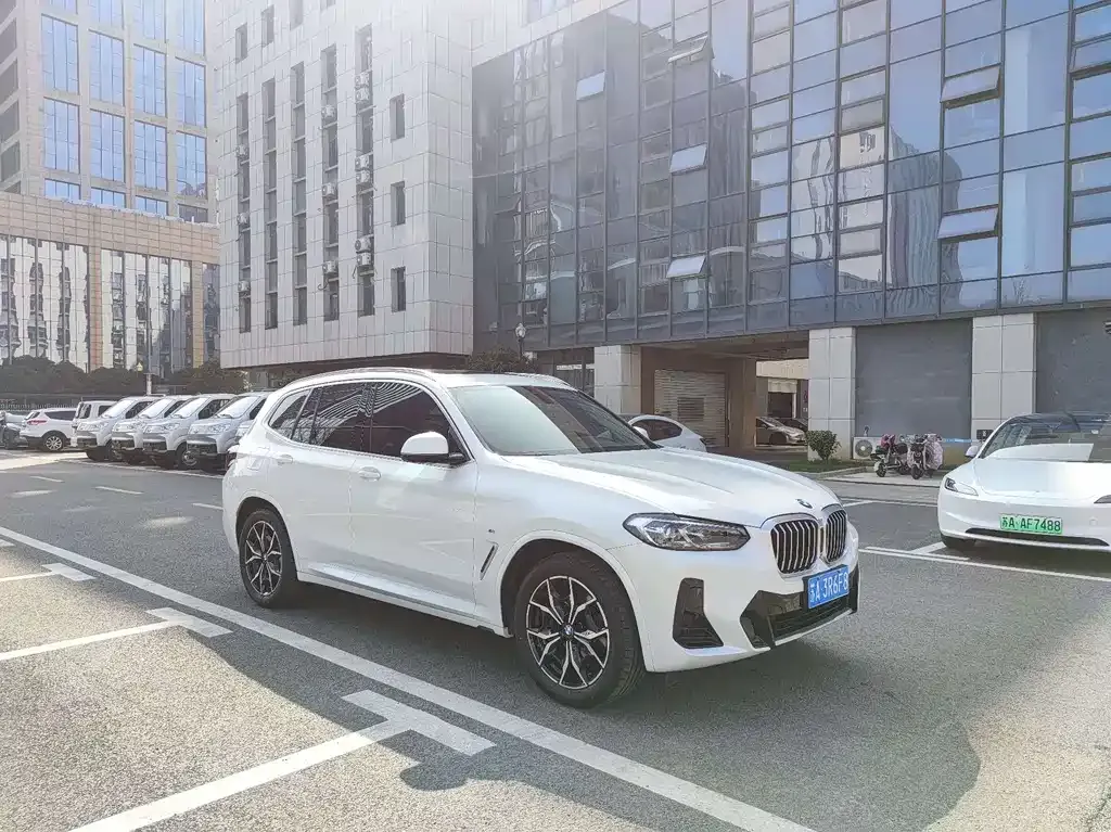 BMW X3 — фото 2
