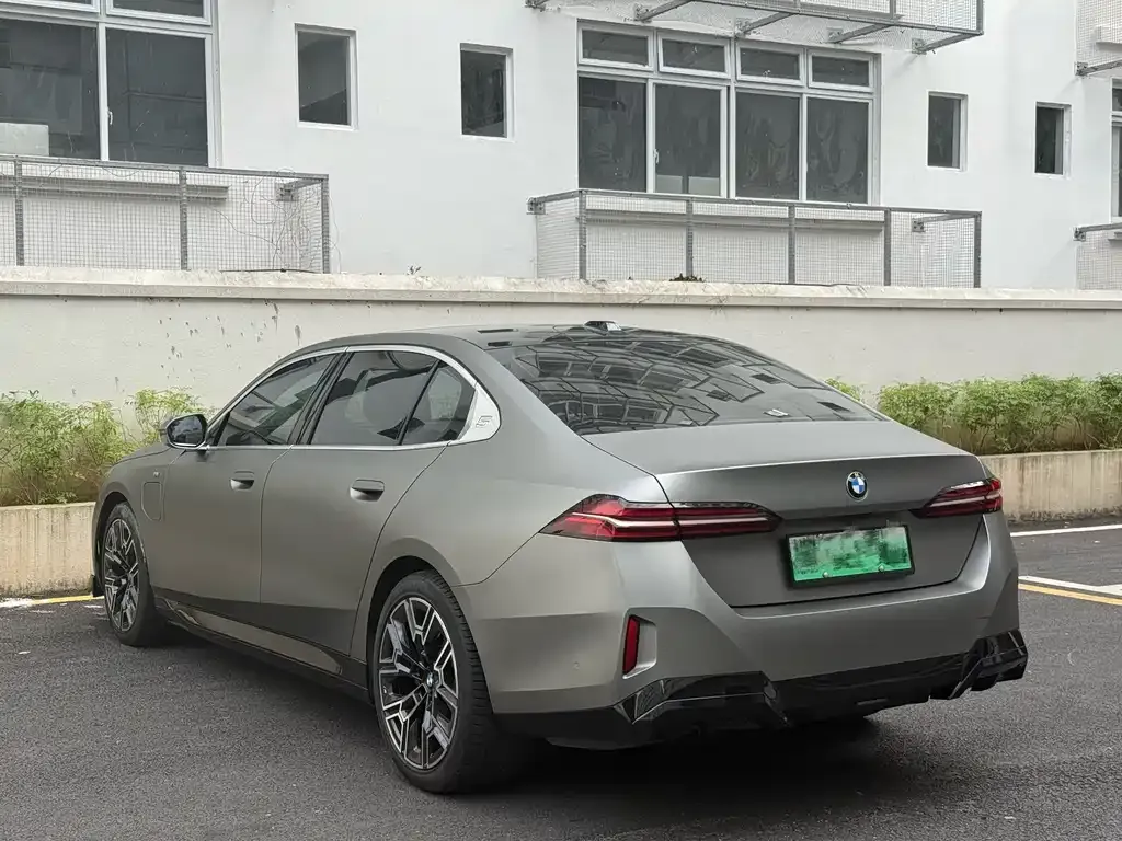 BMW i5 2024 из CN, фото 5