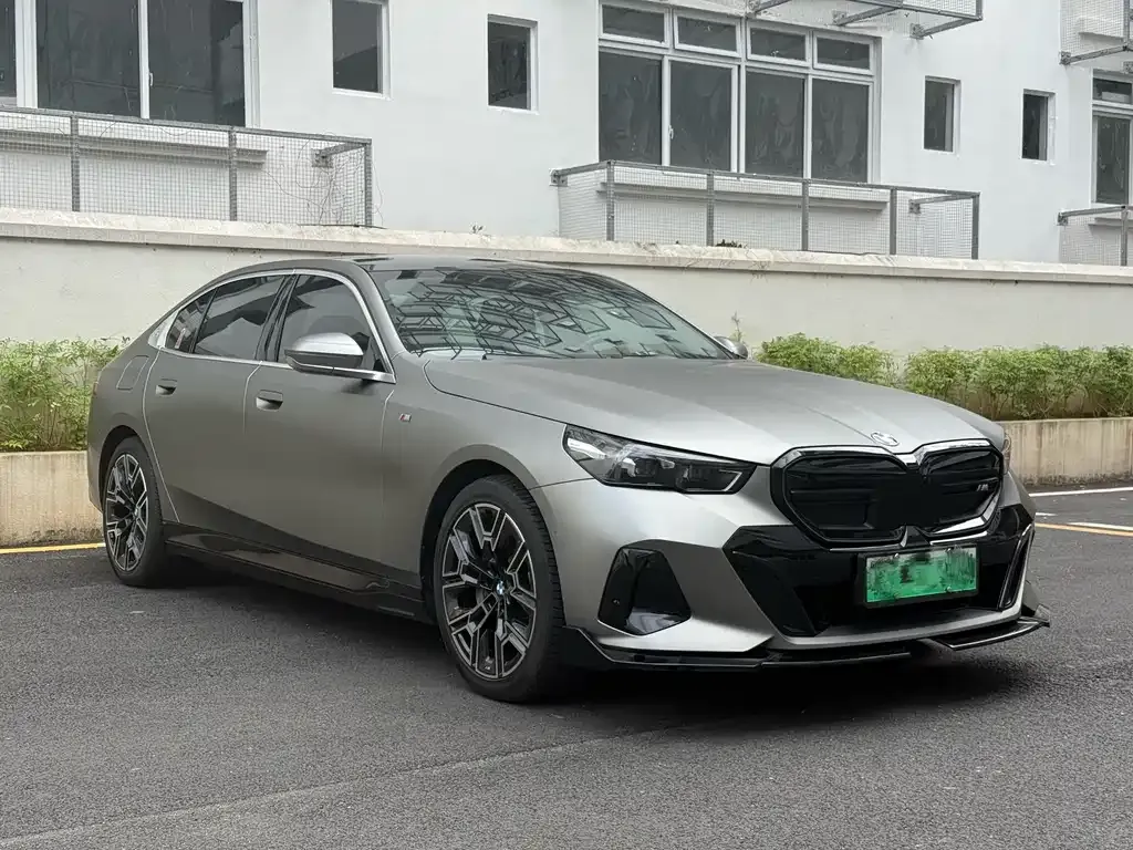 BMW i5 2024 из CN, фото 3