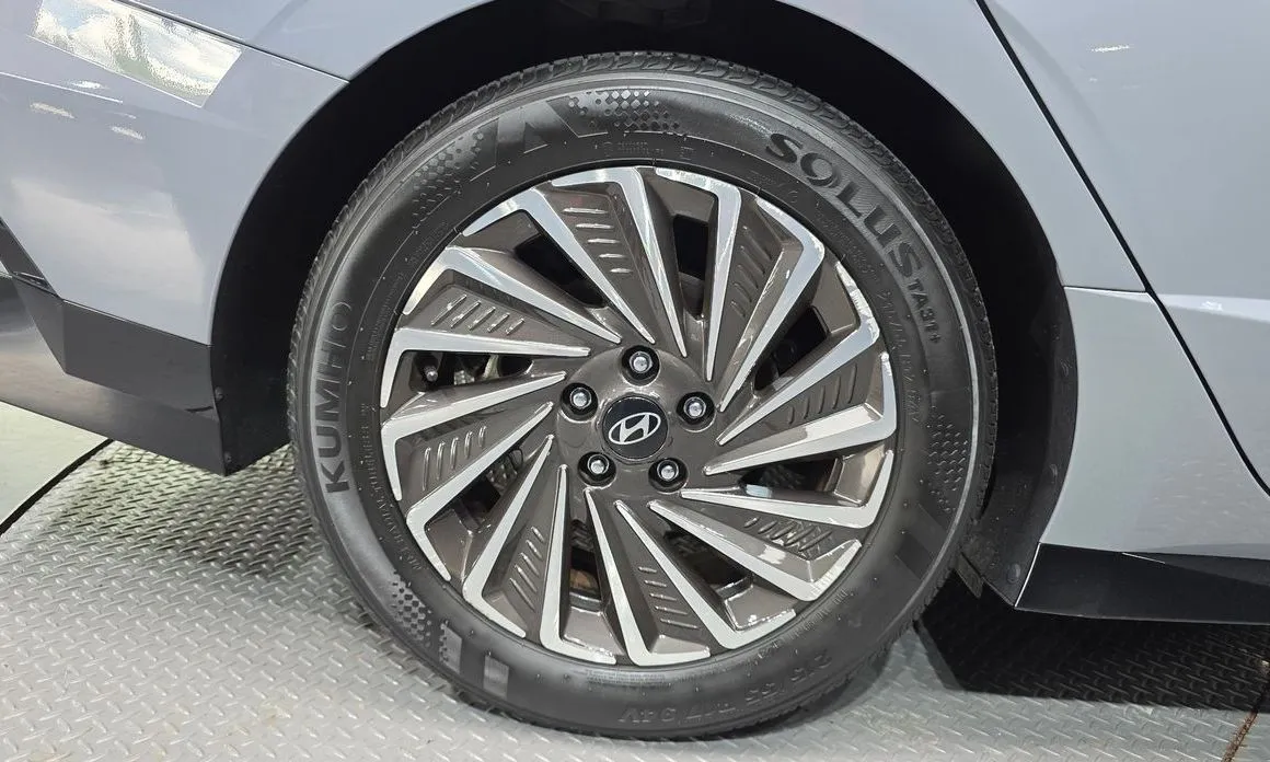 Hyundai Sonata 2024 из KR, фото 9