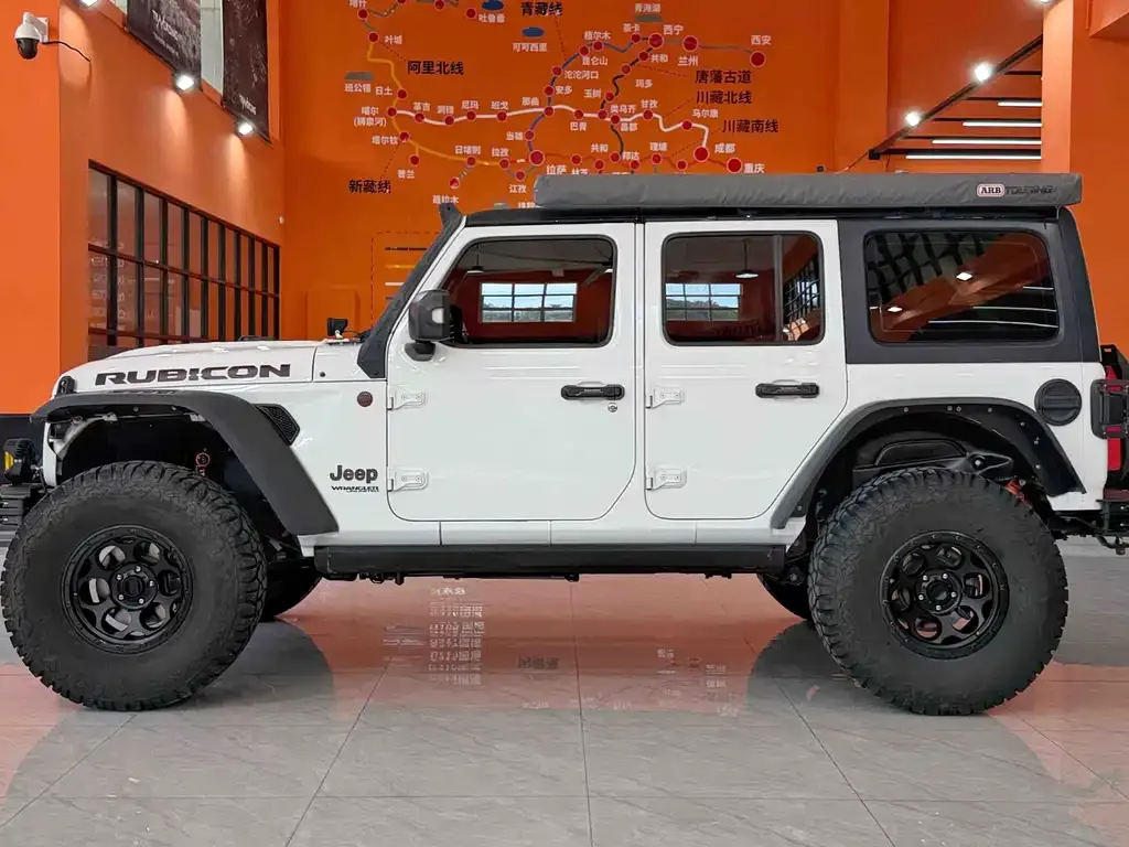 Jeep Wrangler — фото 7