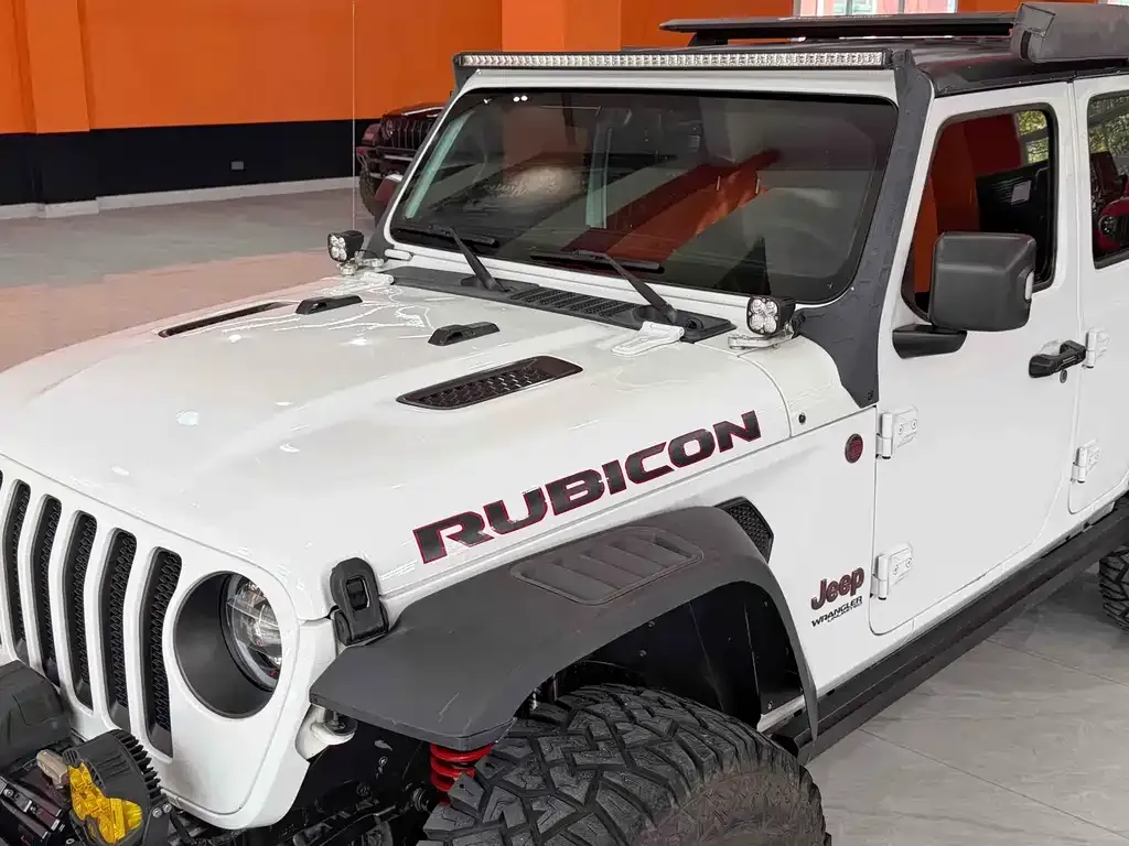 Jeep Wrangler — фото 10