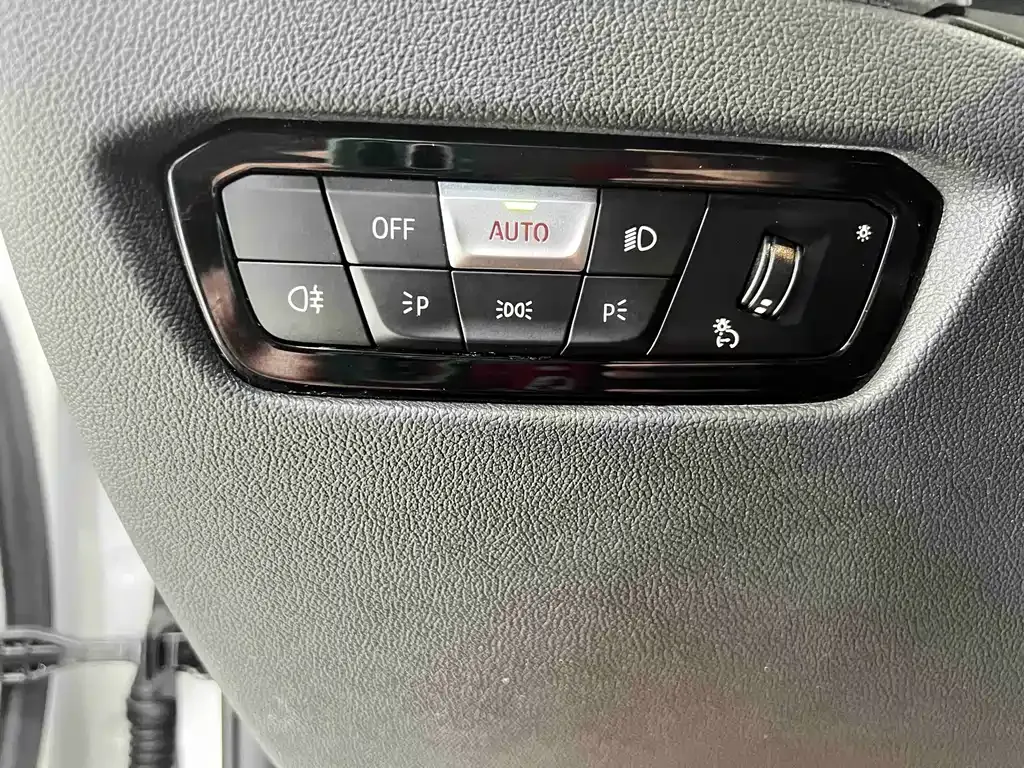 BMW 3 Series — фото 10