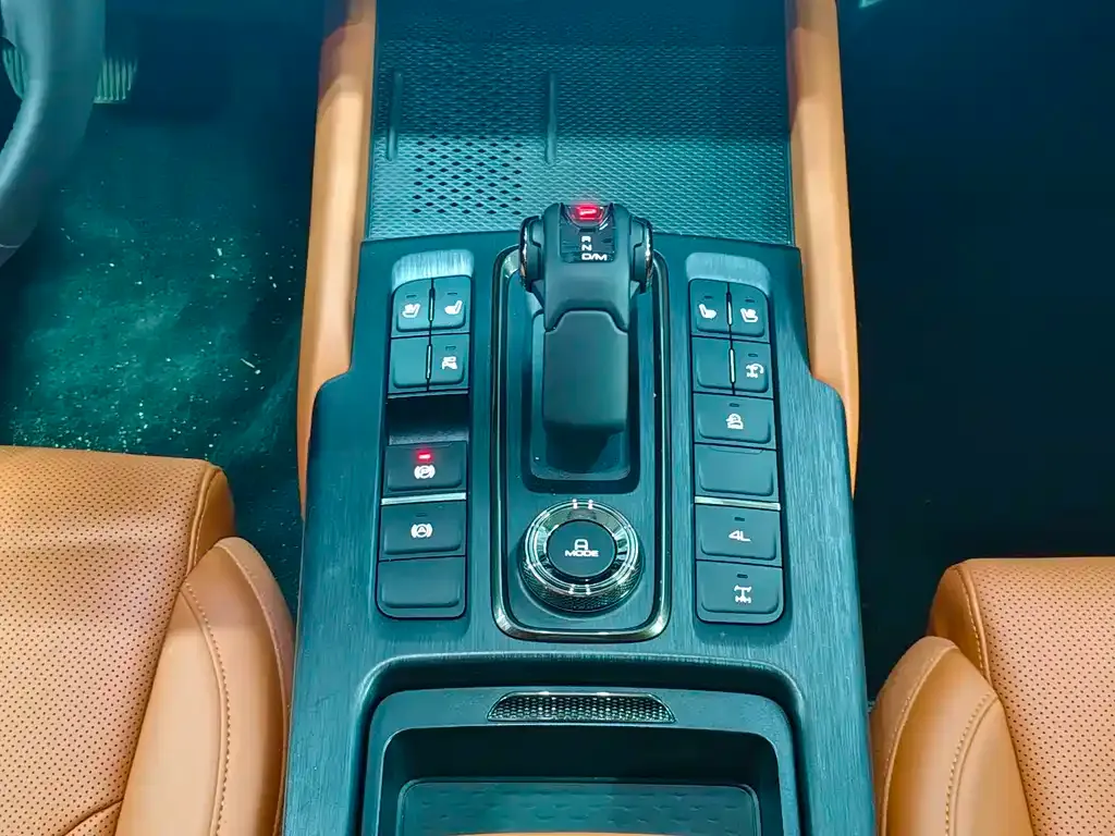 Haval H9 — фото 10