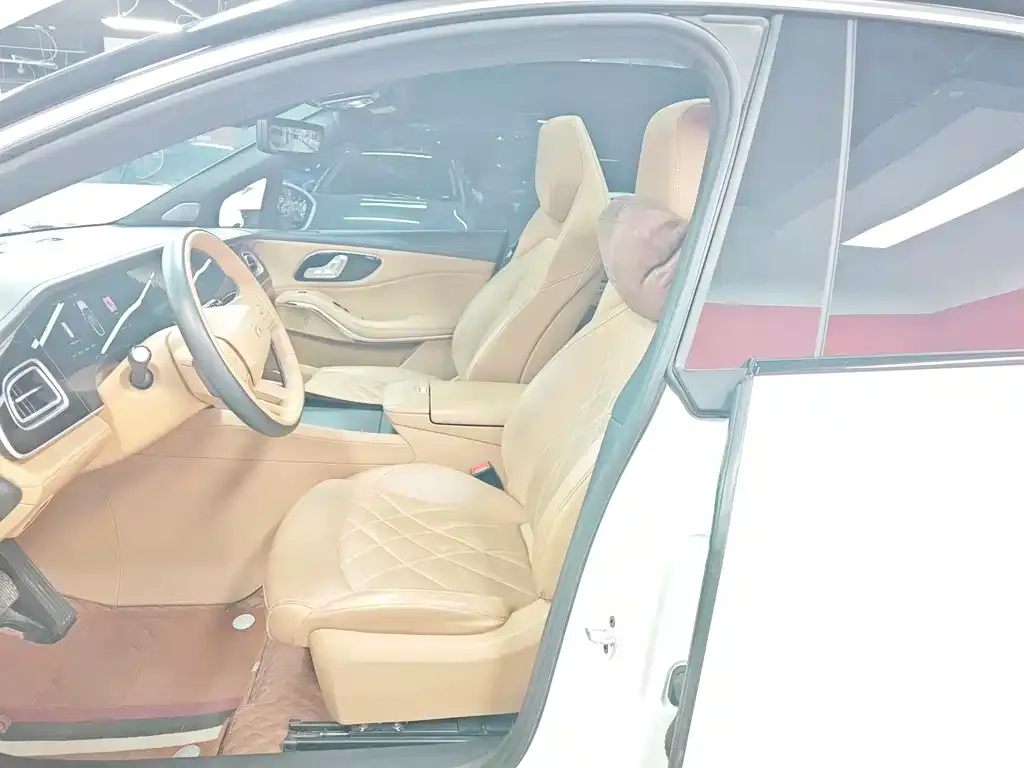 Roewe Feifan R7 2024 из CN, фото 9