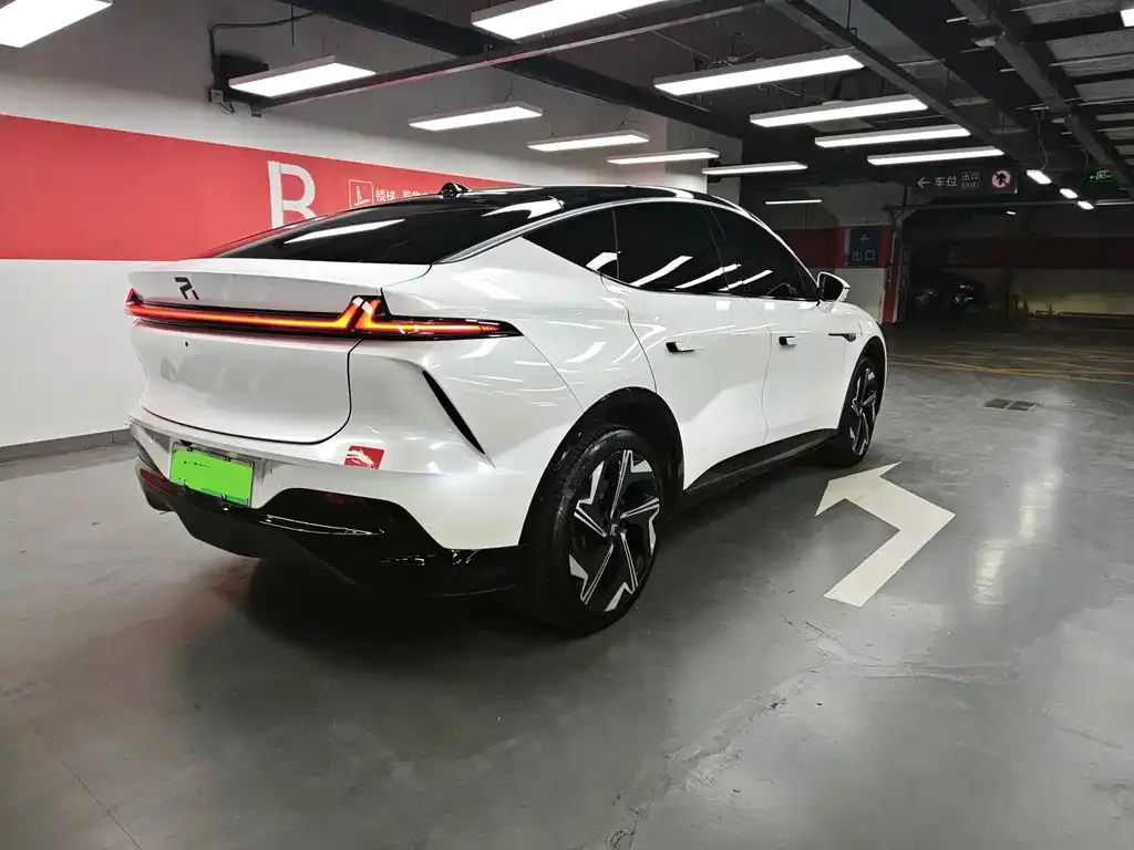 Roewe Feifan R7 2024 из CN, фото 10