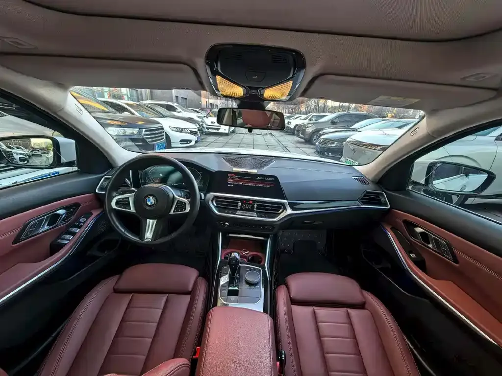 BMW 3 Series 2021 из CN, фото 7