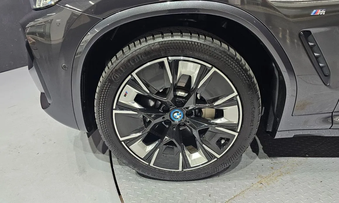 BMW iX3 2023 из KR, фото 5