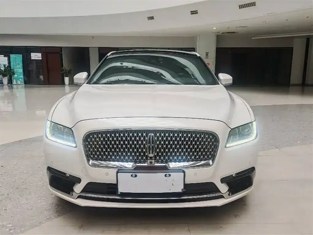 Lincoln Continental 2021 из CN, фото 2