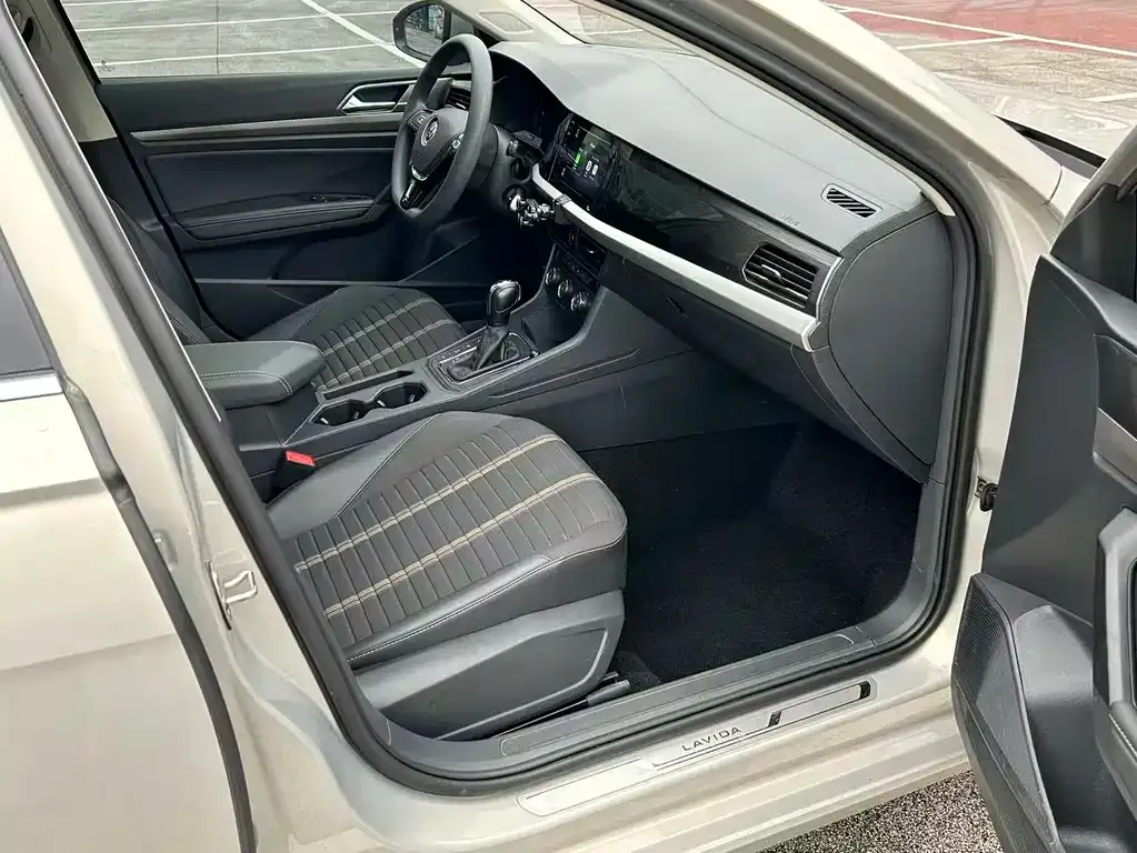 Volkswagen Lavida 2021 из CN, фото 8