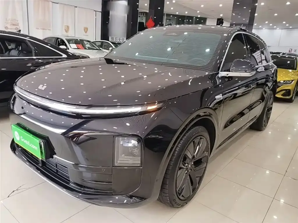 Li Auto L6 Pro 1