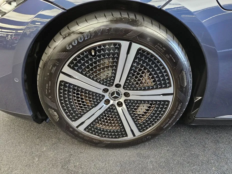 Mercedes-Benz EQS 2022 из KR, фото 8
