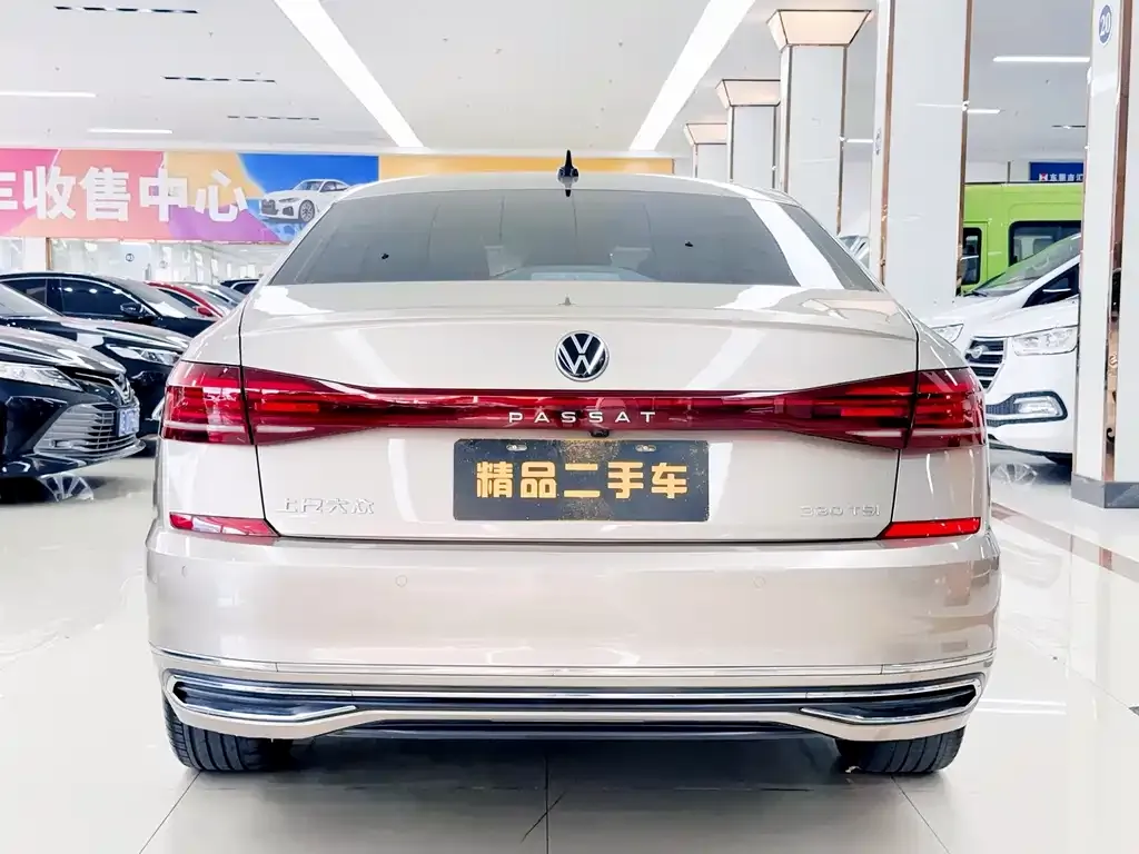 Volkswagen Passat — фото 6
