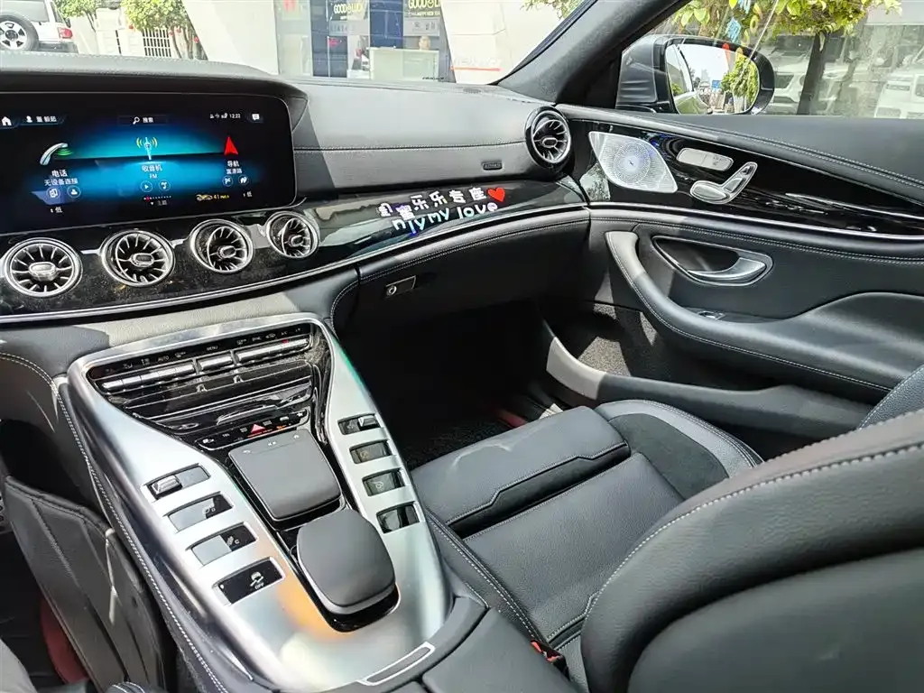 Mercedes-Benz AMG GT — фото 8