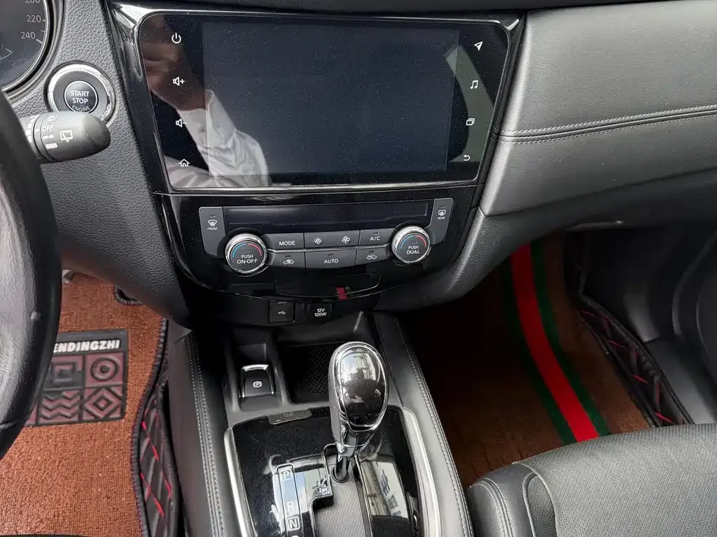 Nissan X-Trail 2021 из CN, фото 10