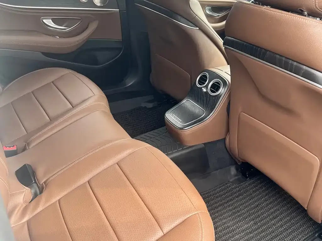 Mercedes-Benz E-Class 2021 из CN, фото 2