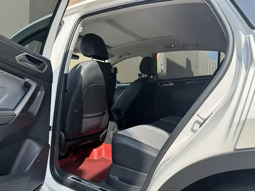Volkswagen Tiguan X 2023 из CN, фото 5