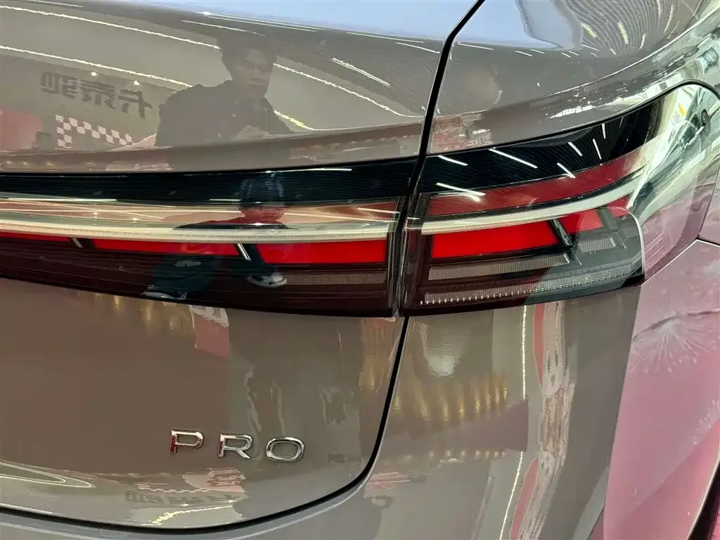 Volkswagen Passat — фото 2