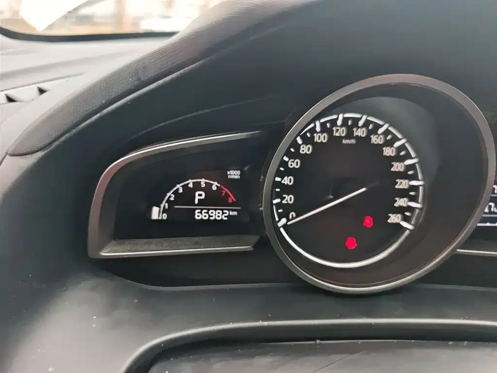 Mazda CX-4 2021 из CN, фото 7