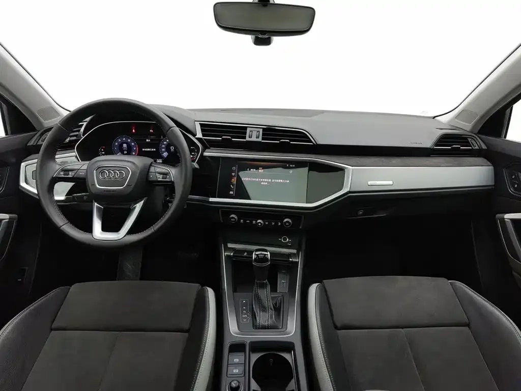 Audi Q3 2021 из CN, фото 6
