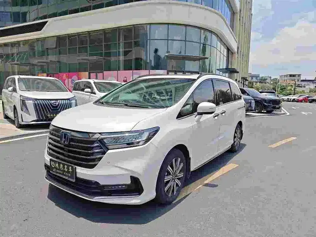 Honda Odyssey — фото 1