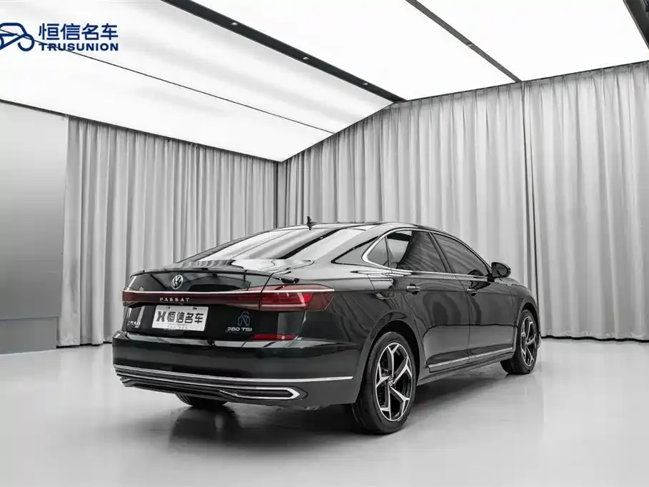 Volkswagen Passat — фото 4