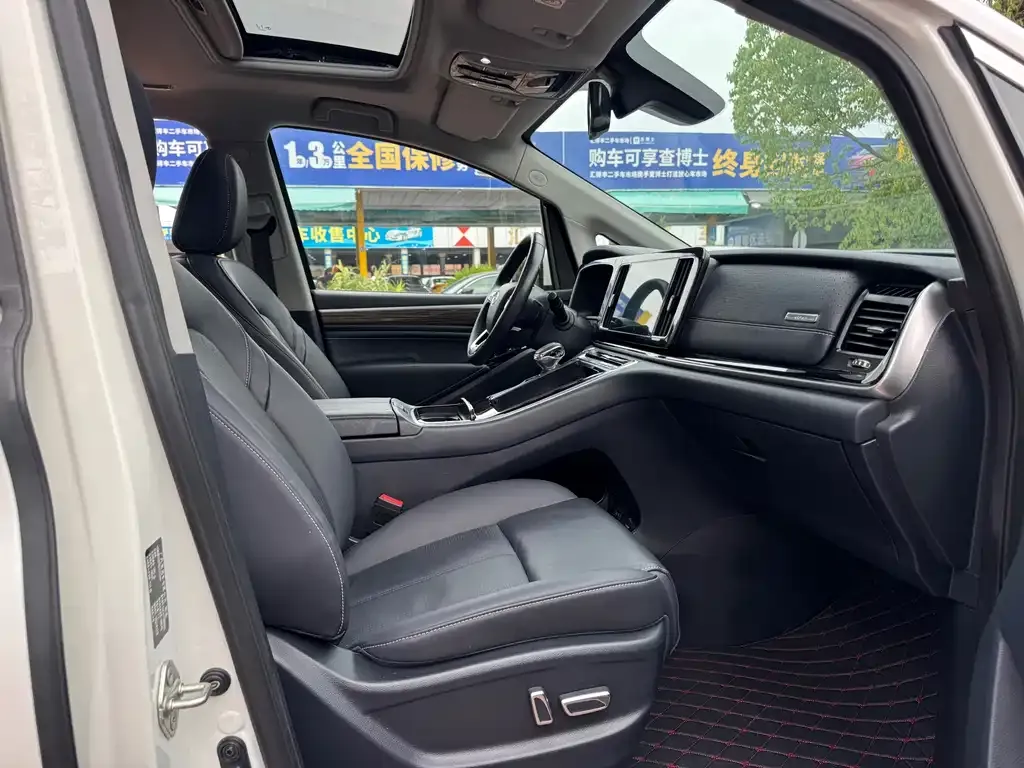 GAC Motor Trumpchi M8 — фото 5