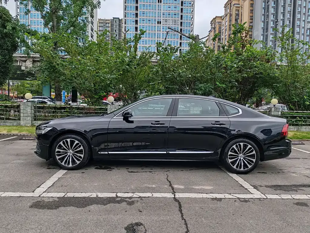 Volvo S90 — фото 6