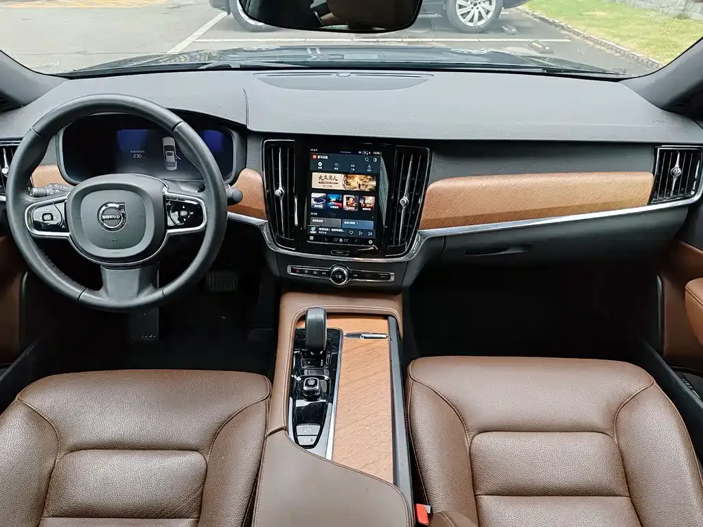 Volvo S90 — фото 8