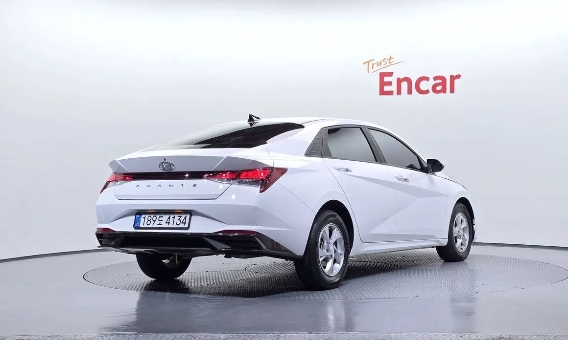 Hyundai AVANTE — фото 6