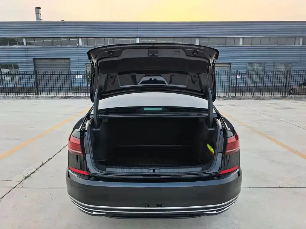 Volkswagen Passat — фото 6