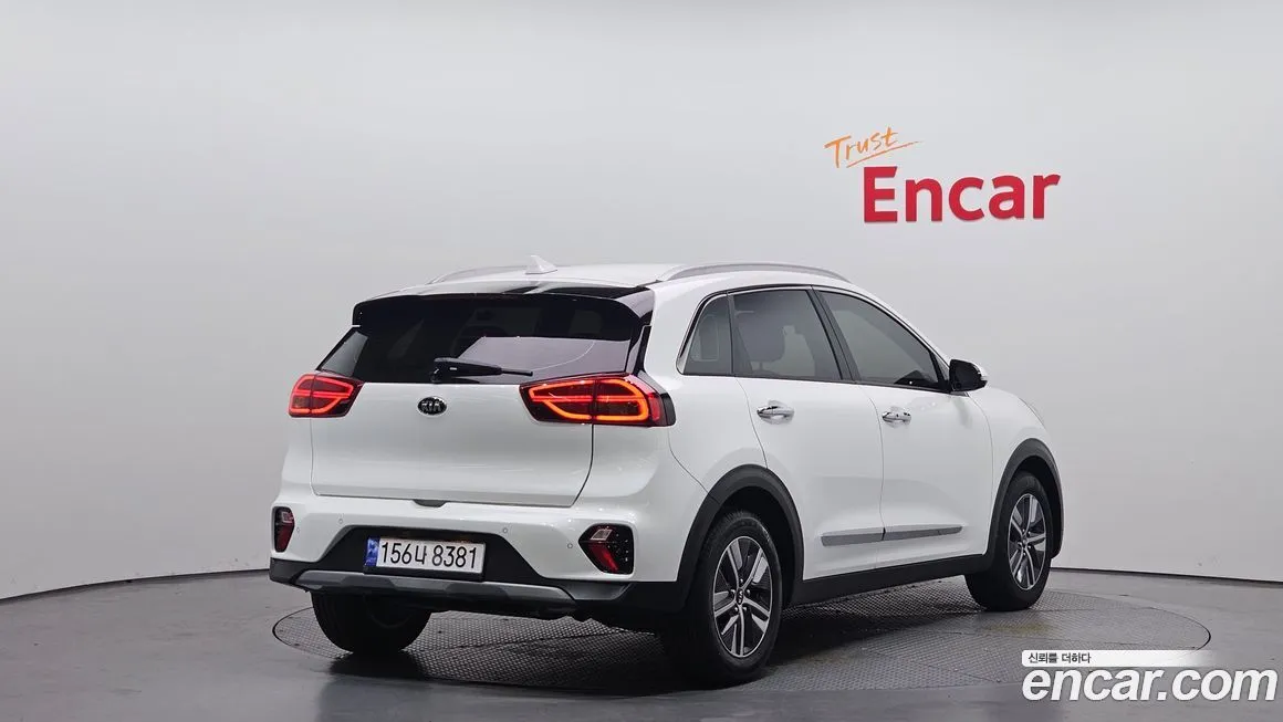 Kia Niro — фото 4