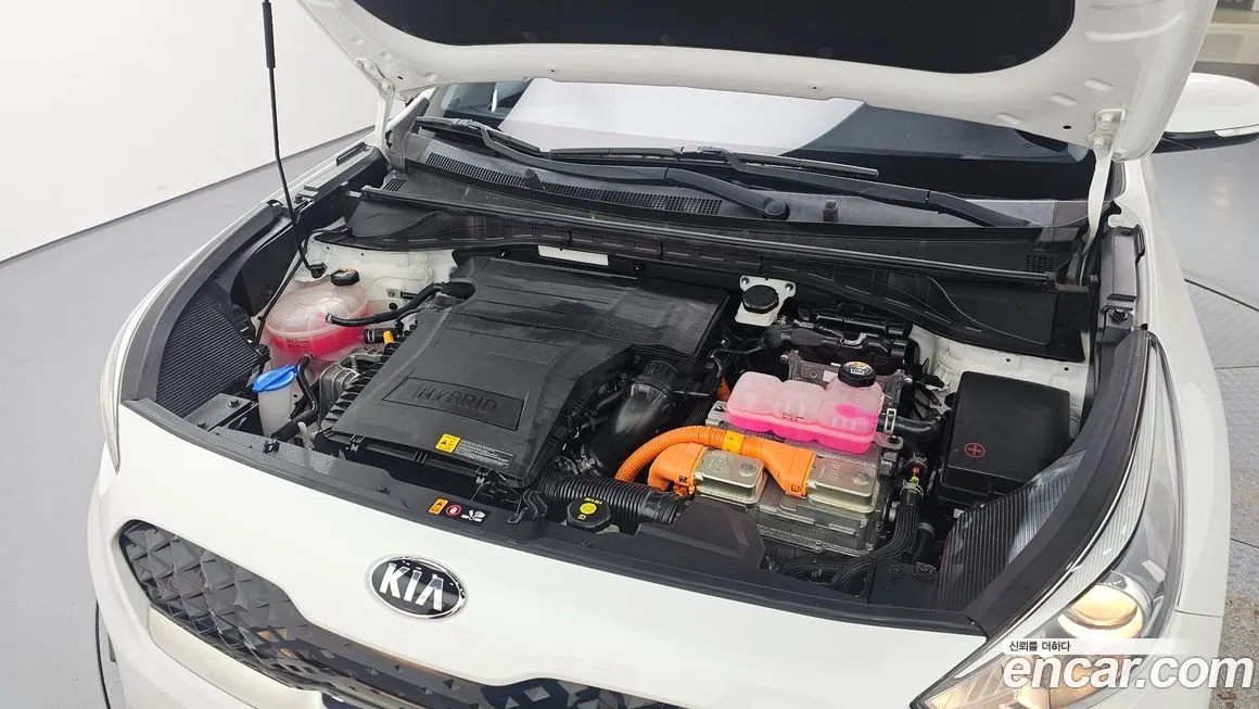 Kia Niro — фото 10