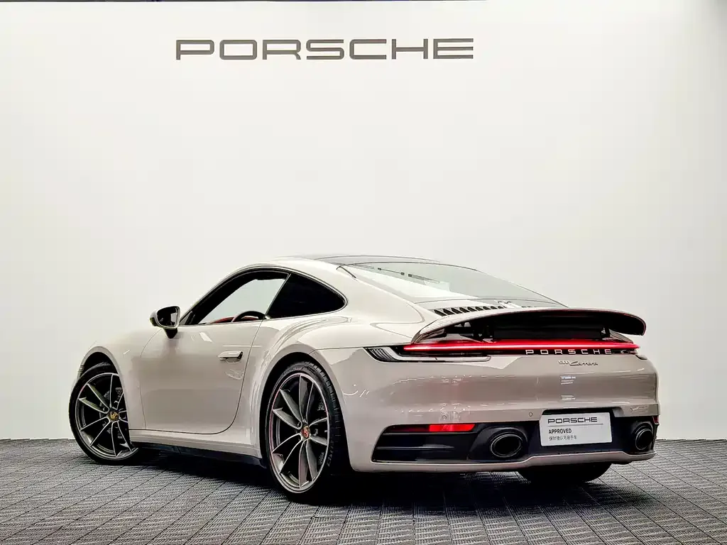 Porsche 911 — фото 7