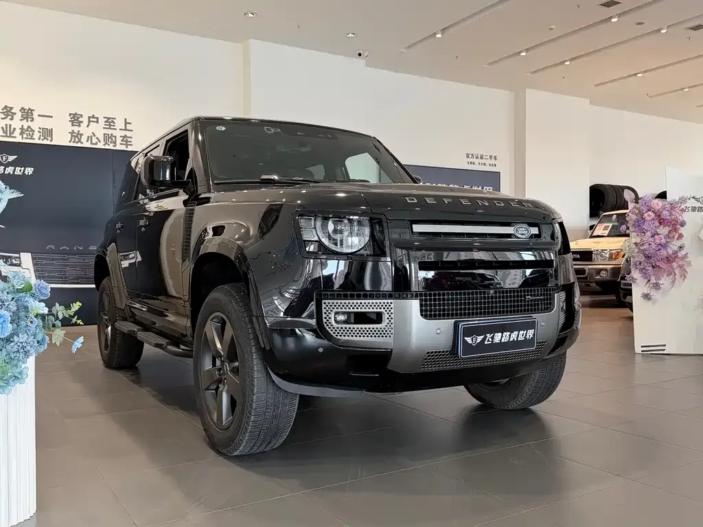 Land Rover Defender — фото 10