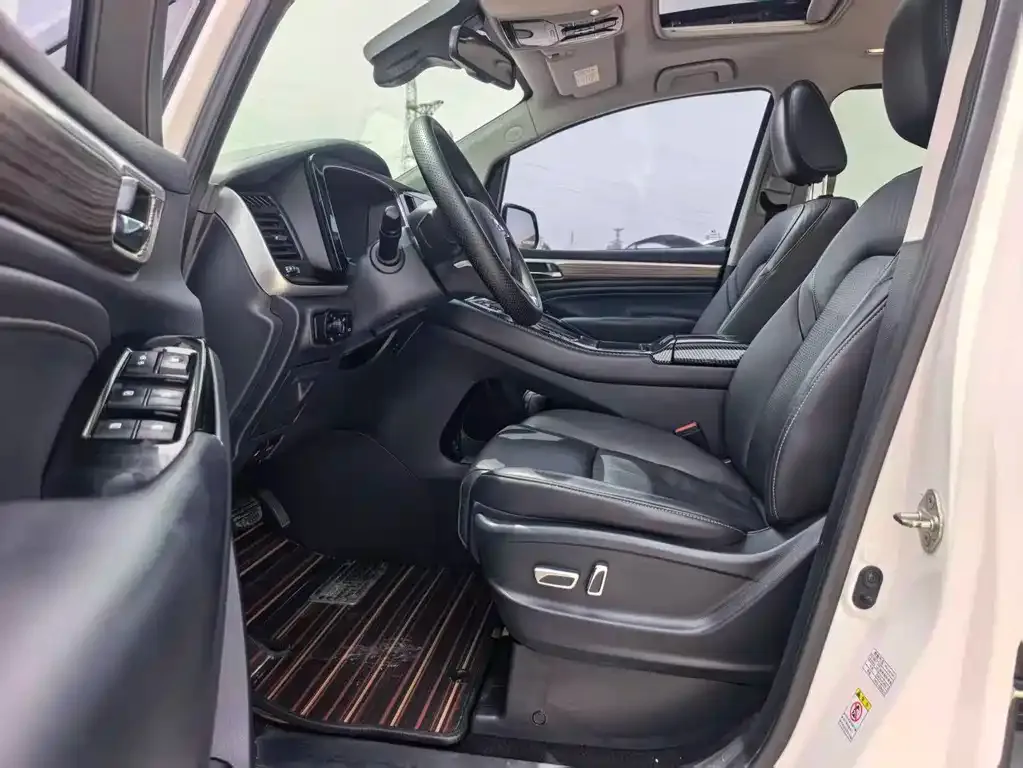 GAC Motor Trumpchi M8 — фото 4