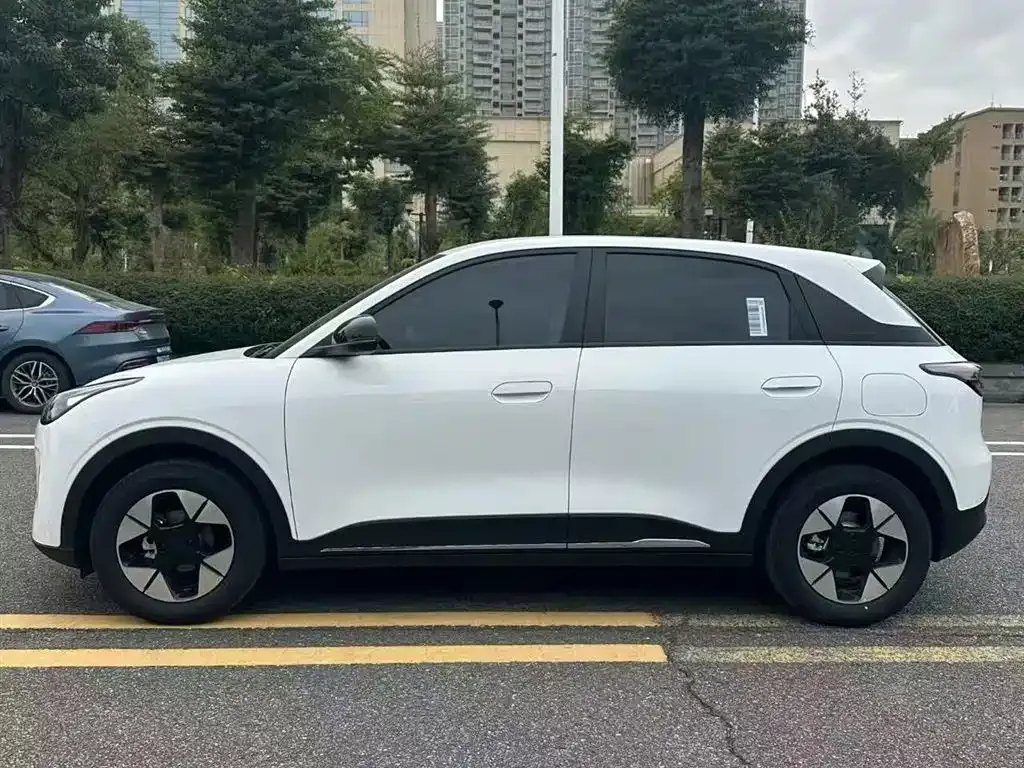 Geely Starburst — фото 6