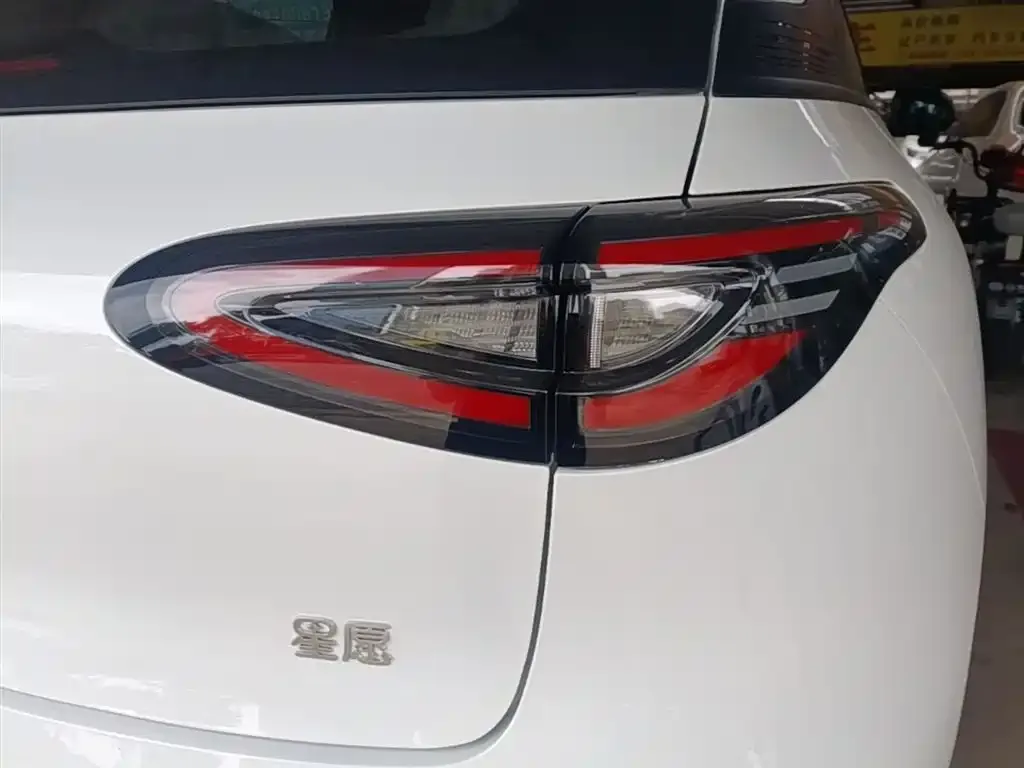 Geely Starburst — фото 4