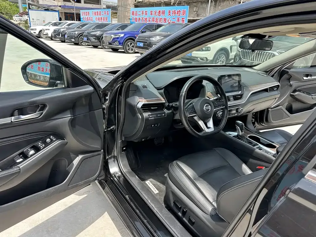 Nissan Teana 2022 из CN, фото 4