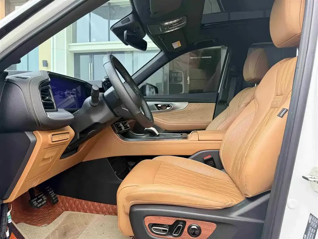 GAC Motor Trumpchi GS8 — фото 2
