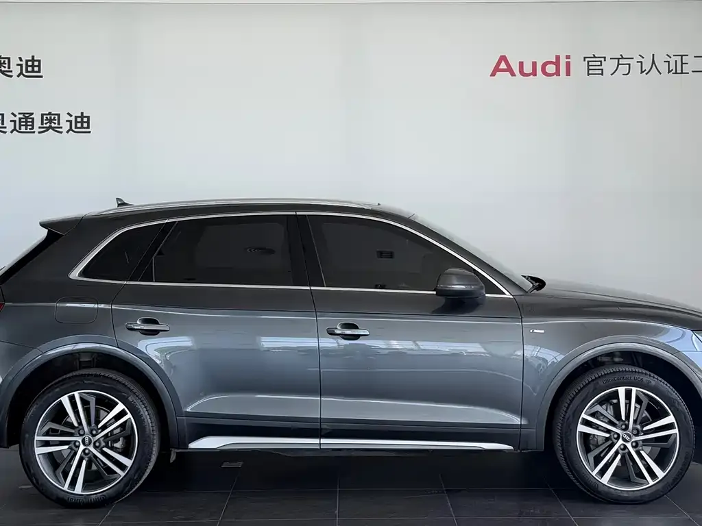 Audi Q5L 2022 из CN, фото 4