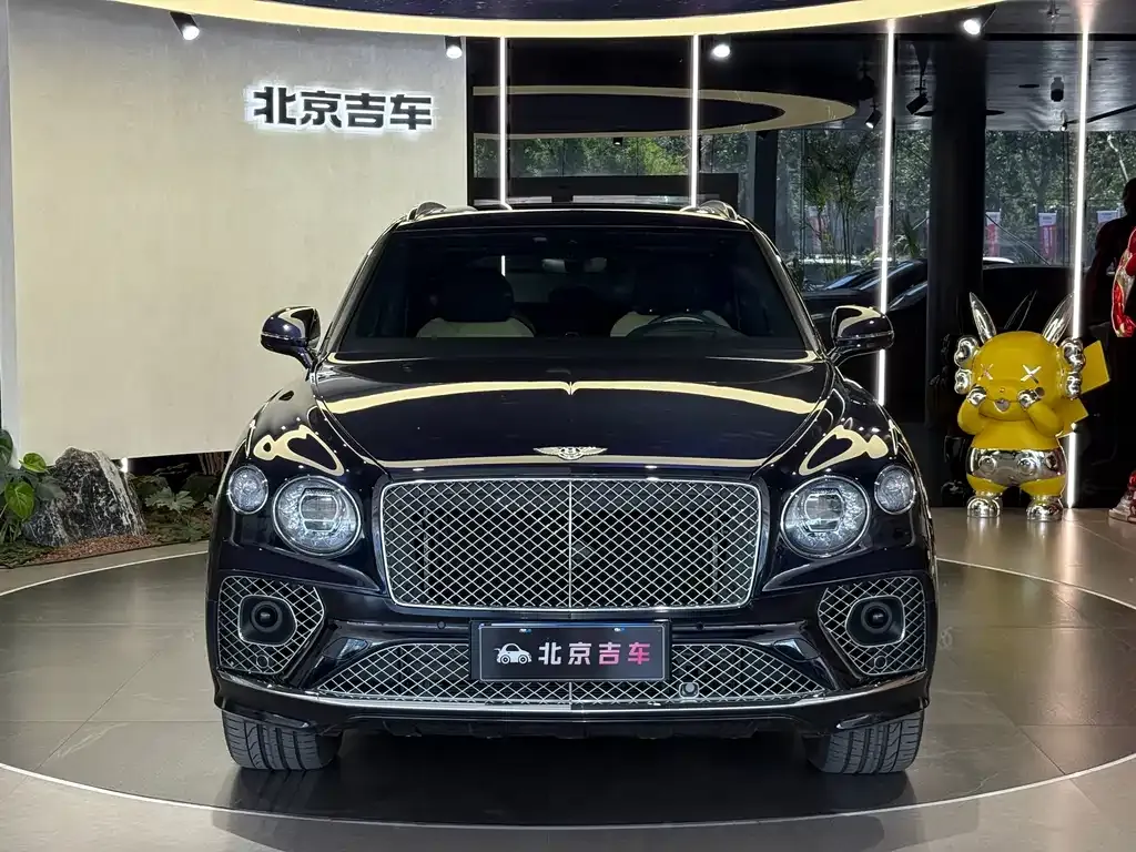 Bentley Bentayga — фото 9