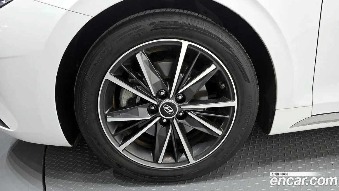 Hyundai Grandeur — фото 10