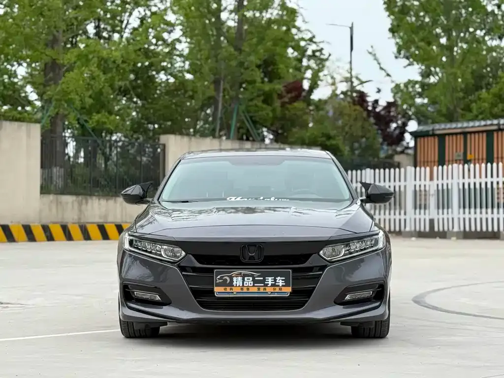 Honda Accord — фото 4