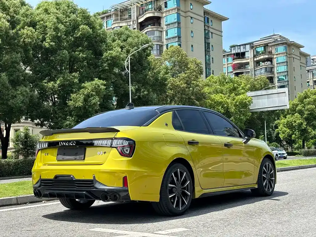 Lynk & Co 03 — фото 5